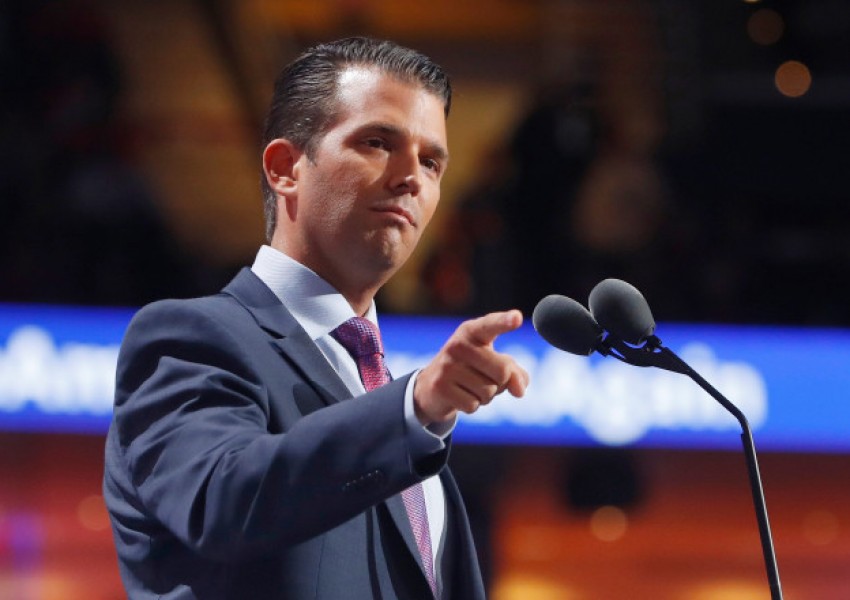 Синът на Доналд Тръмп сравни бежанците с бонбонки