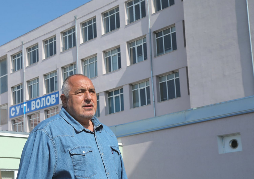 Борисов в Бяла: „Гъвкави решения за отваряне и затваряне , щадим психиката на хората“