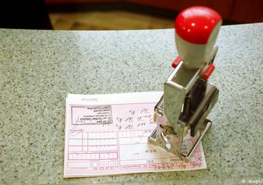 Български аптекар е организирал измама за милиони в чужбина