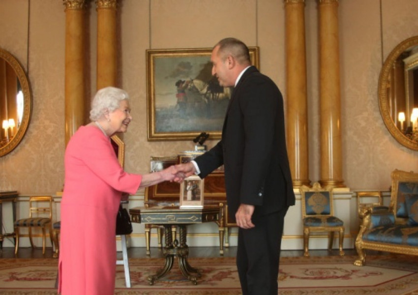 Президентът Радев покани Нейно Величество в България (ВИДЕО)
