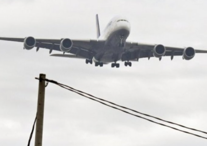 Самолет се сблъска с хеликоптер в Германия