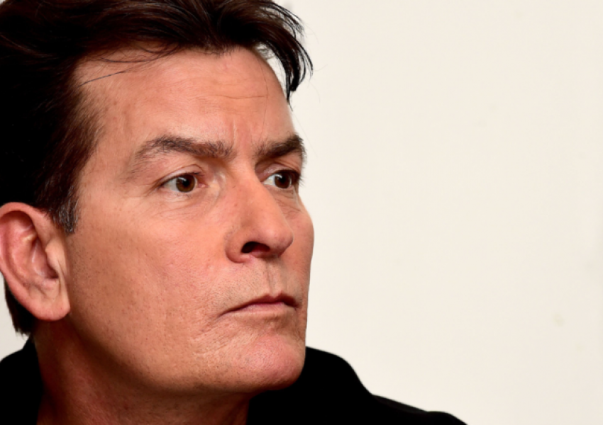 Обвиниха Чарли Шийн в убийство 