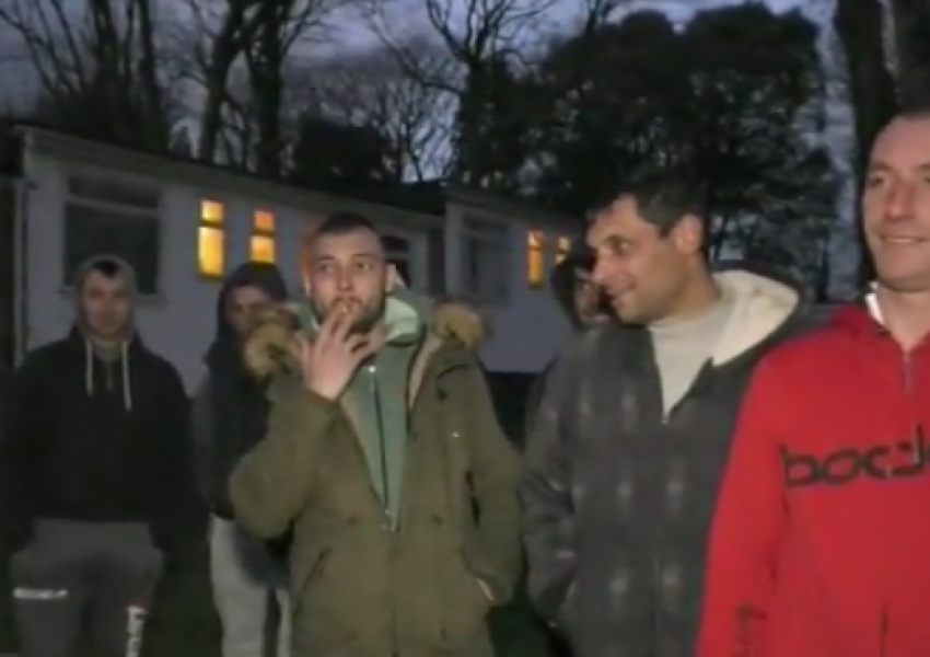 Модерни роби или недоволни гурбетчии - къде е истината за Корнуол?  