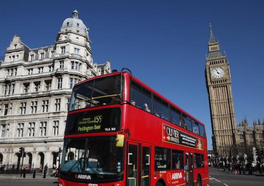 Великобритания посреща "Брекзит" със 71 депутати по-малко