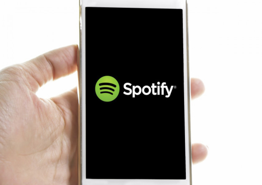 Българин източил над 1 милиона долара от Spotify