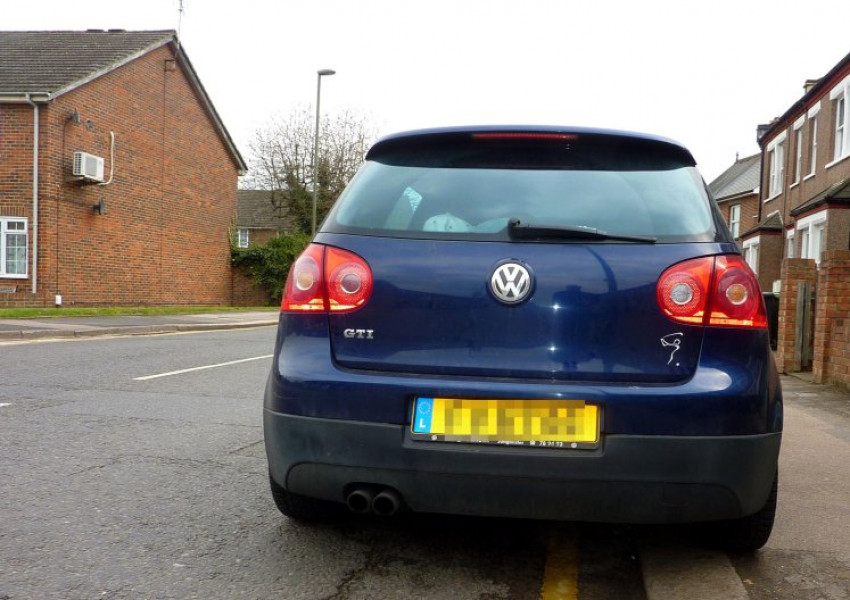 Нови такси и глоби за шофьорите на Острова