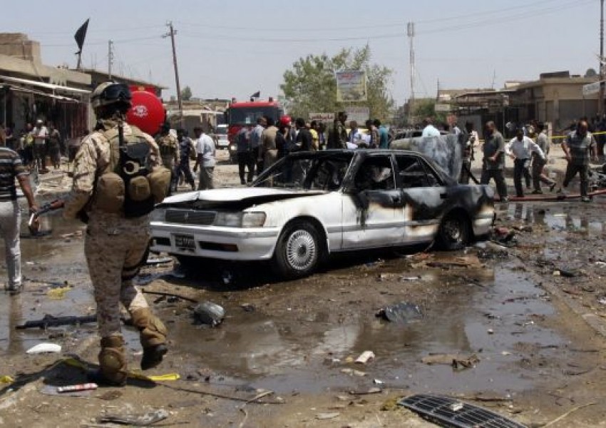 33 души загинаха при двоен атентат в Ирак
