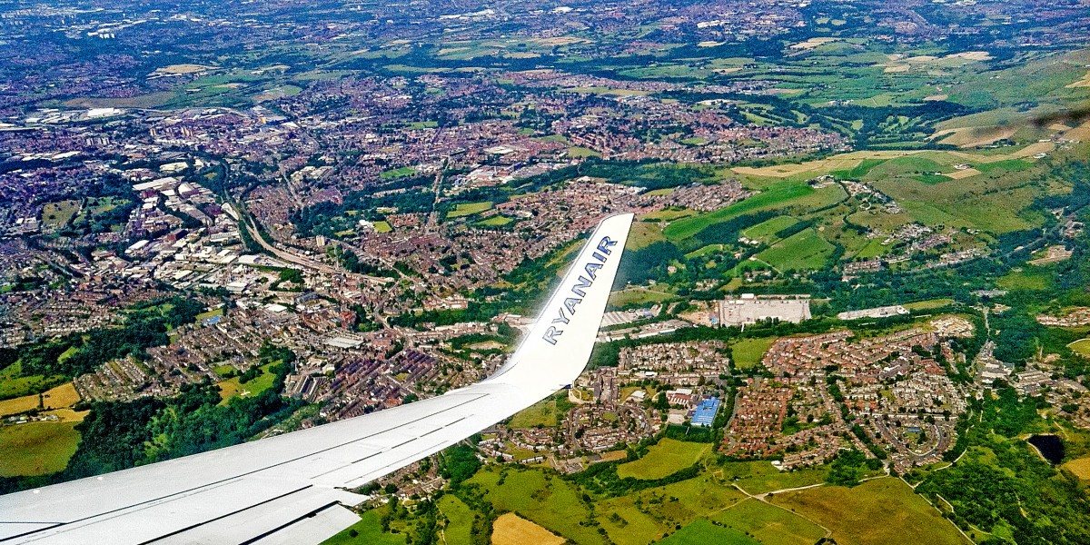 Ryanair пуска полети от София