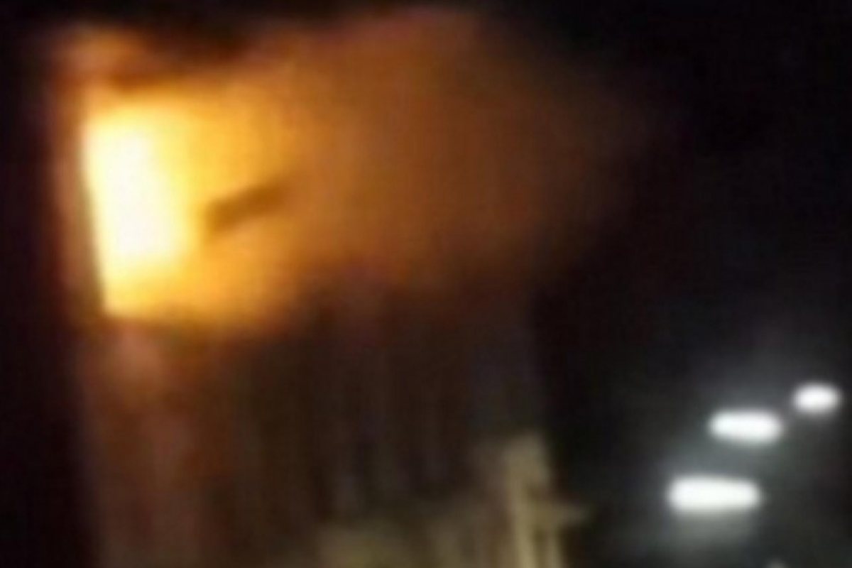 ШОКИРАЩО ВИДЕО! Ето как се е взривила жената-камикадзе в Париж (18+)