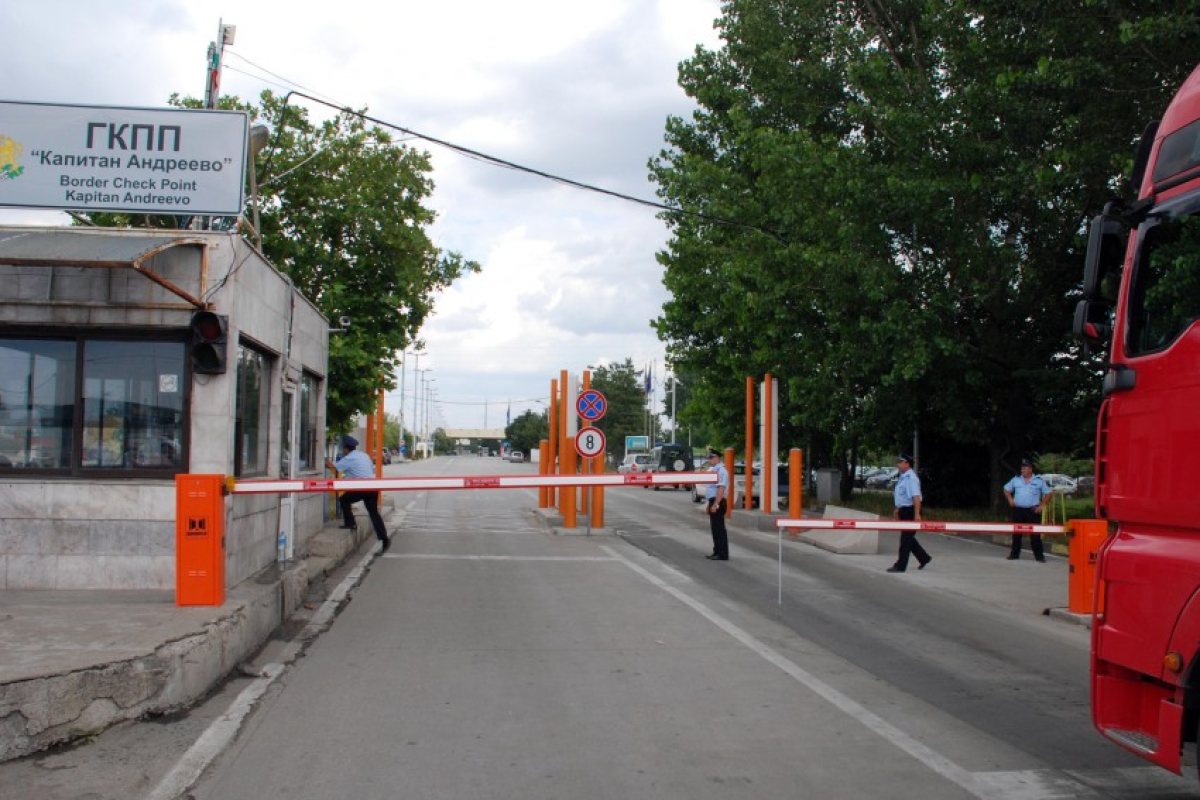 Протестиращите днес: спедиторски фирми и лесовъди