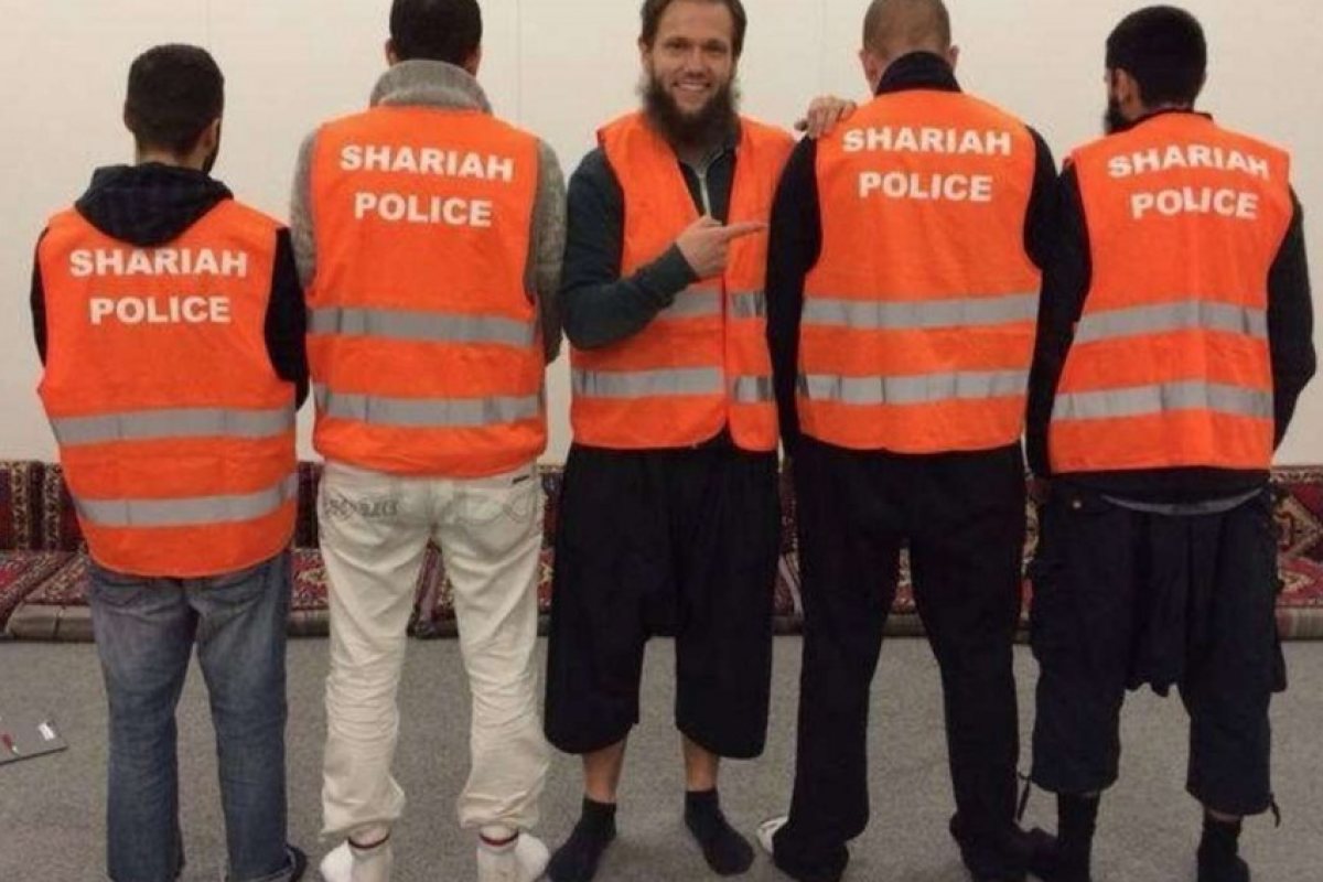 Разрешиха шериатската полиция в Германия