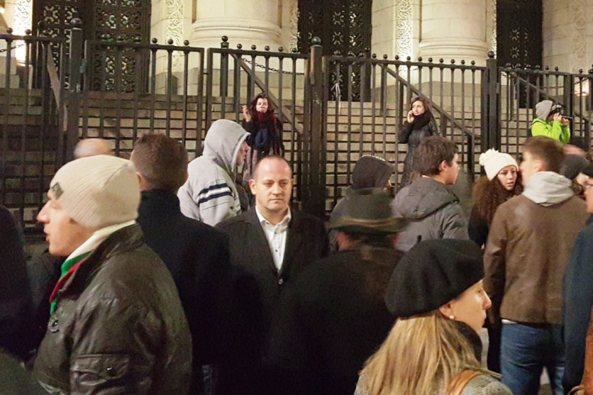 Съдиите и гражданите отново на протест, Радан Кънев бе с тях (ВИДЕО)
