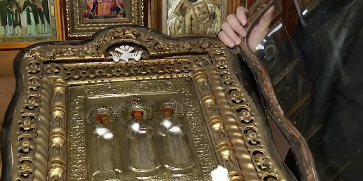 Чудо в Русия. 59 икони “проплакаха” (ВИДЕО+СНИМКИ)