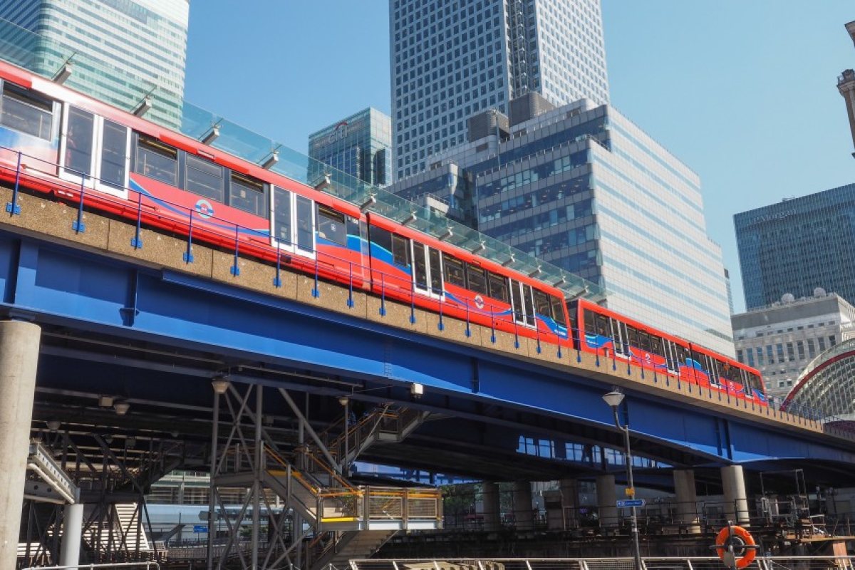 DLR започва ударни стачки