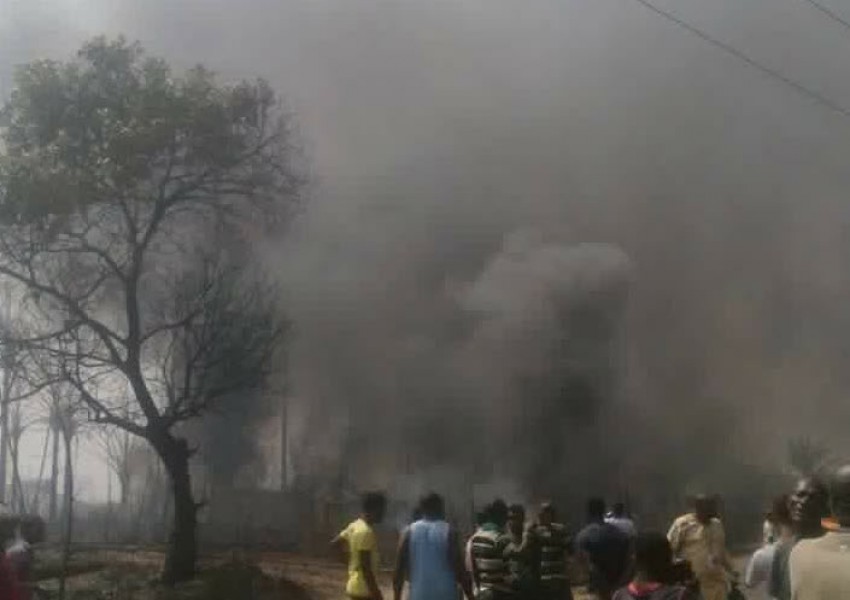 Мощна газова експлозия в Нигерия отне живота на поне 100 души