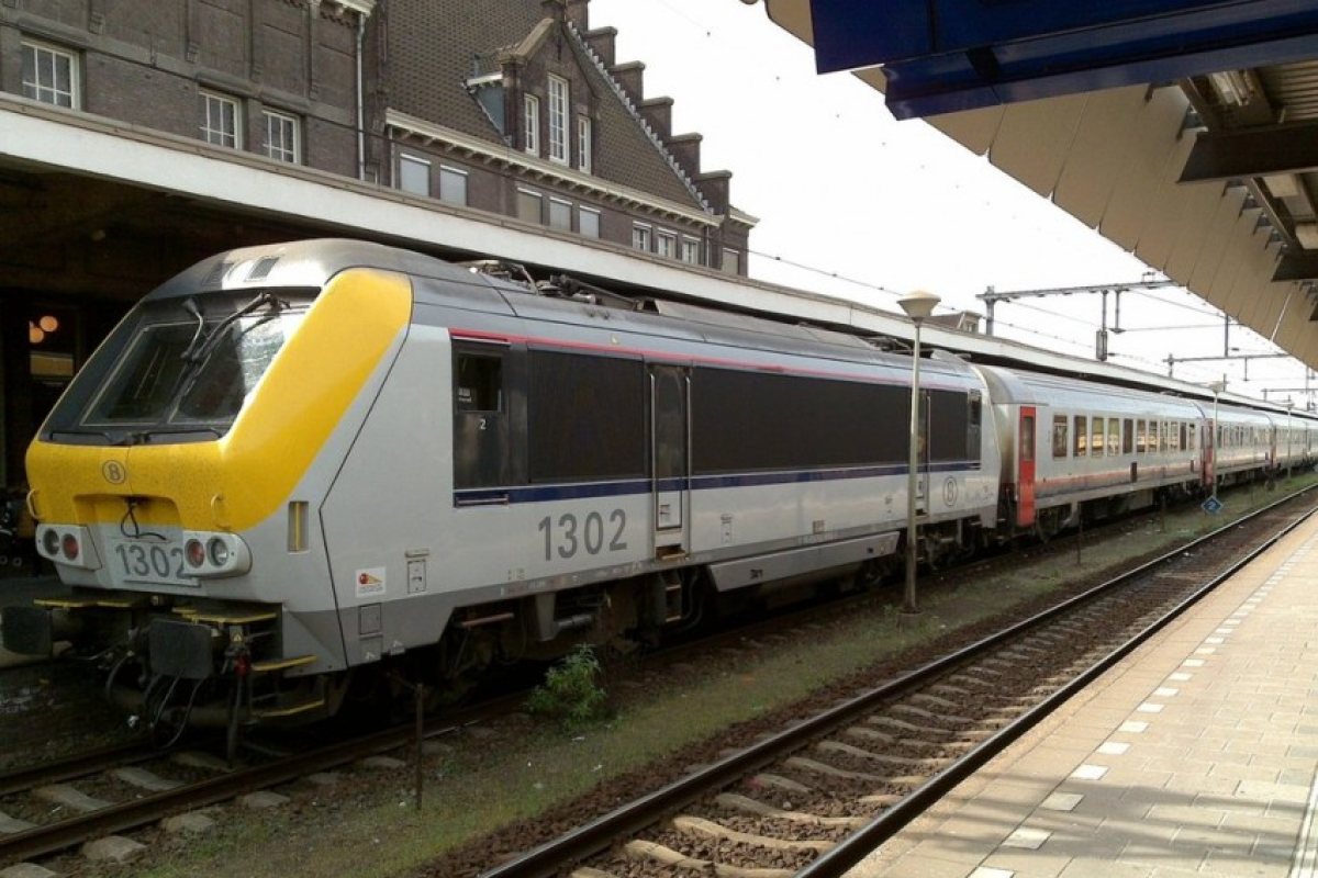 Малолетни мигранти нападнали жени в белгийски влак
