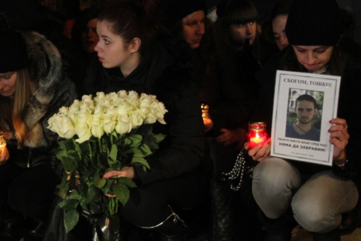 Убийците на 18-годишния Тодор остават под домашен арест
