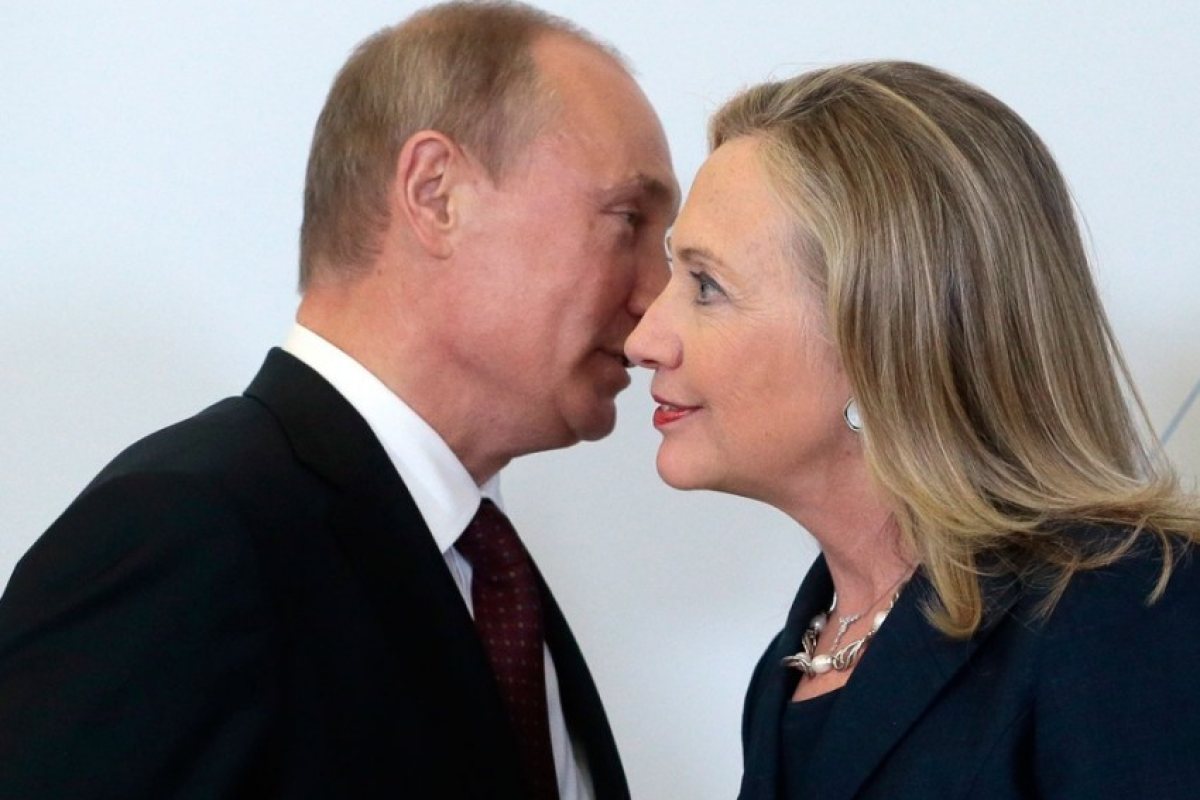 Хилъри Клинтън: Путин е хулиган