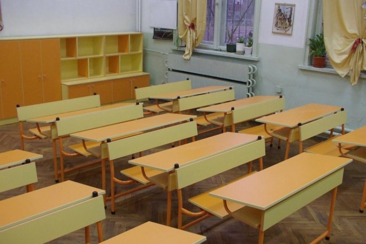 Битата Дебора просто искала да защити съучениците си