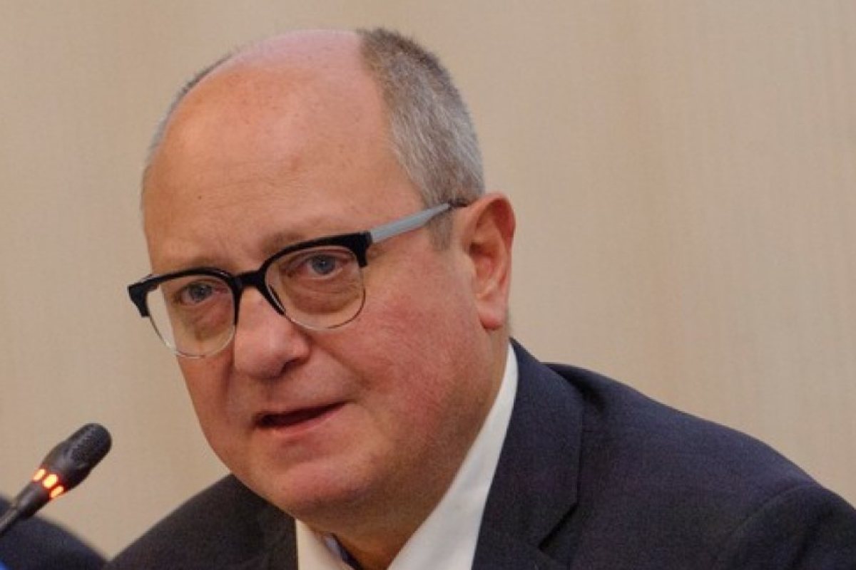 Трети ден Танев отказва да подаде оставка