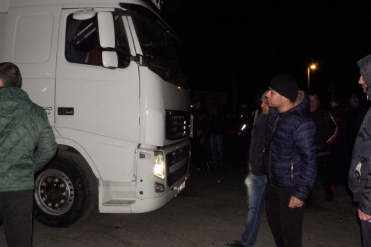 Отвориха поне временно границата с Гърция
