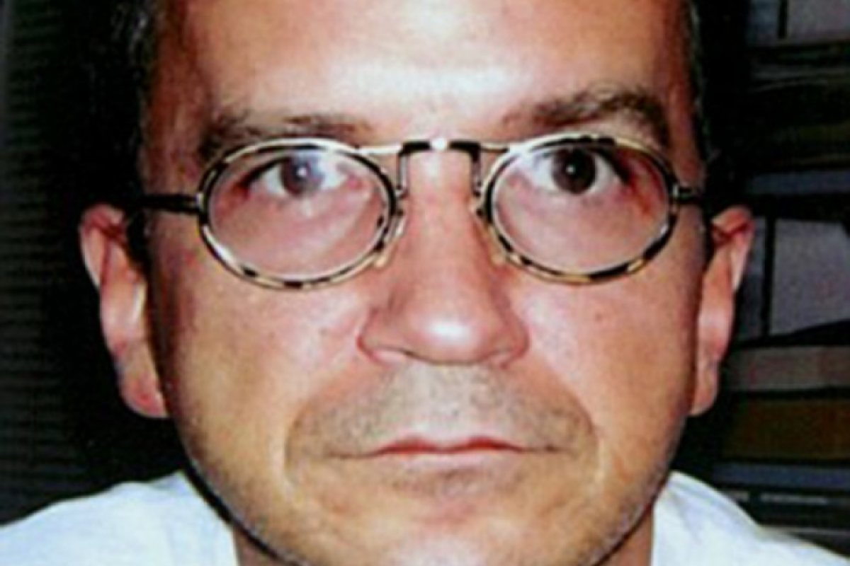 Потресаващата история на един истински канибал (СНИМКИ 18+)