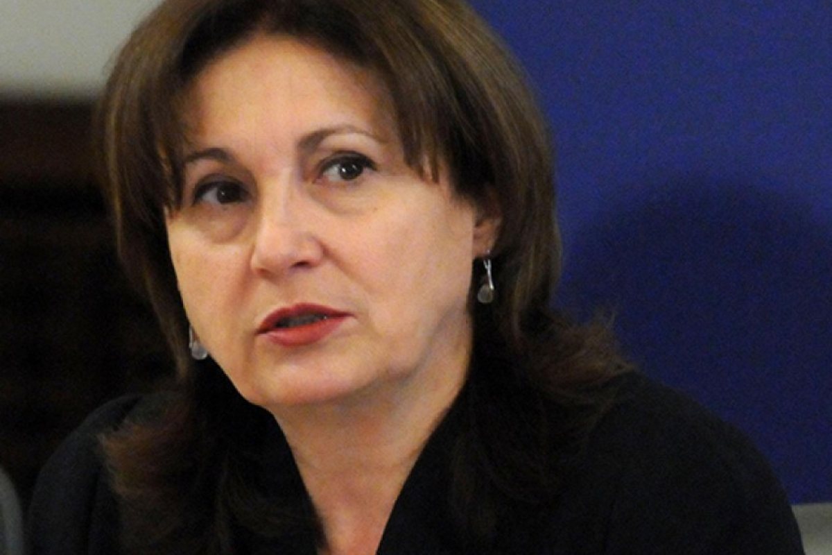 Бъчварова: Ако се наложи, армията ще охранява границата ни от бежанския наплив