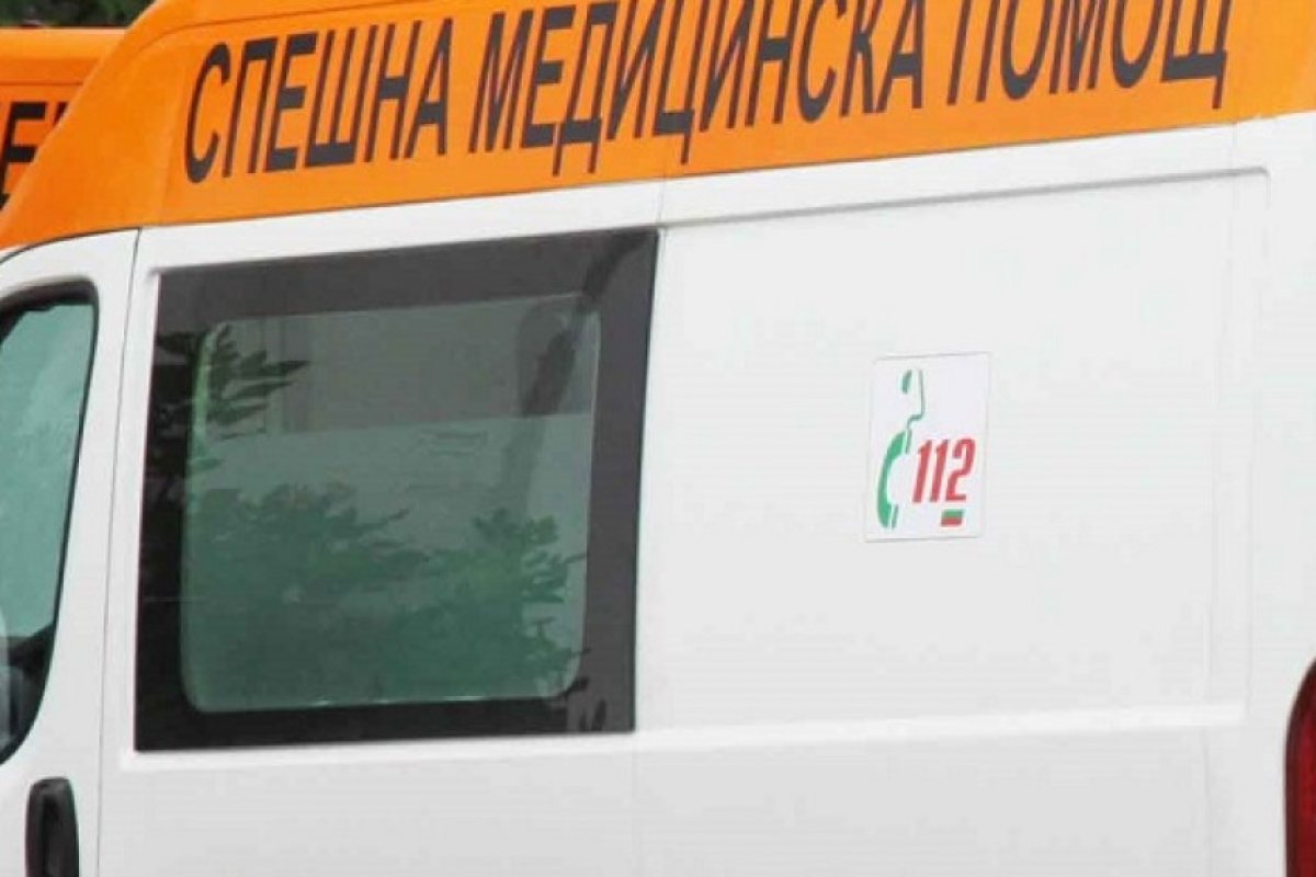Кола удари майка и дете