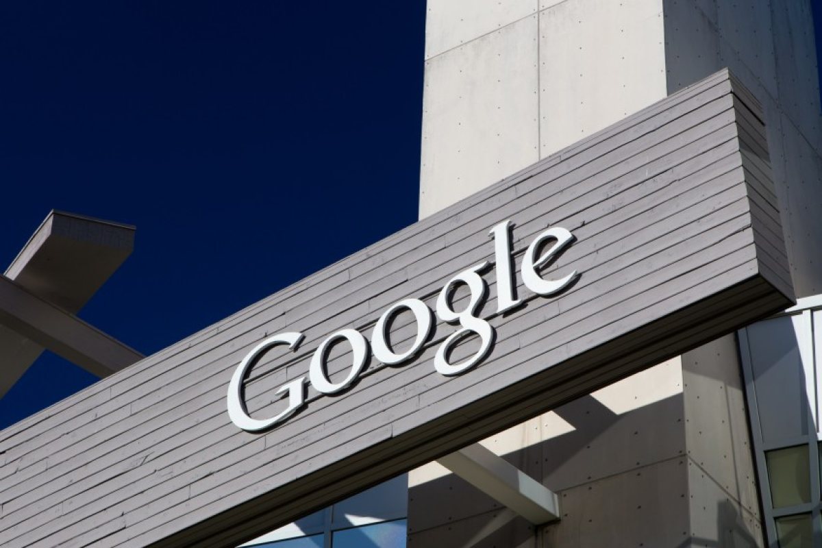 Франция ошушка Google с 1,3 милиарда паунда данъци