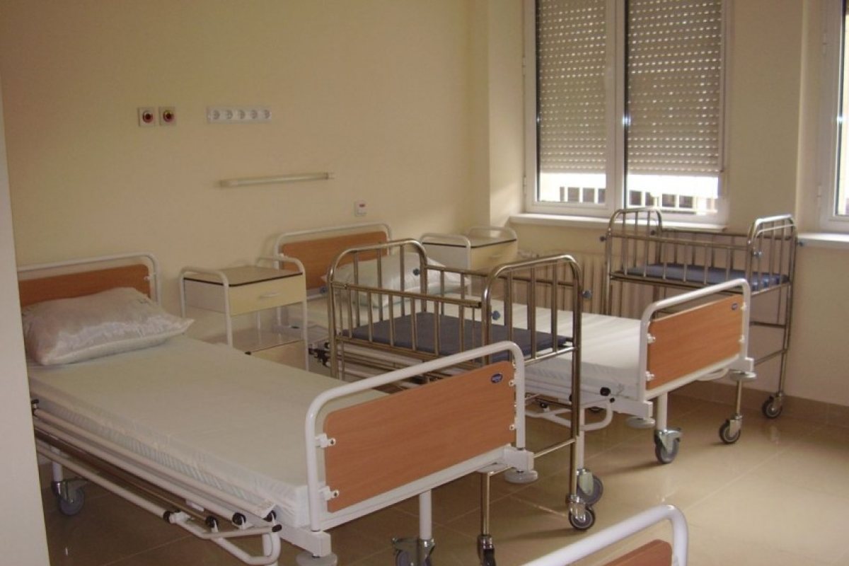 Maйките остават безплатно с децата си в болниците