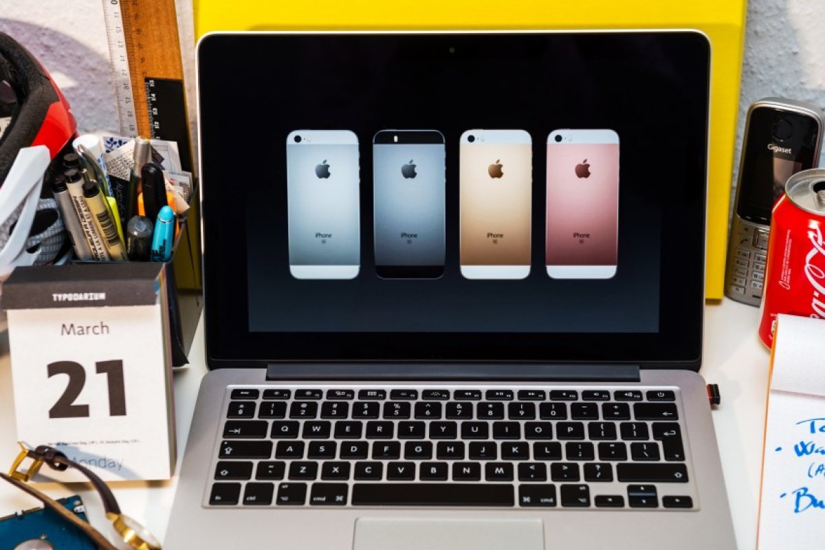 Ето от кога ще можем да си купим новия iPhone SE в България