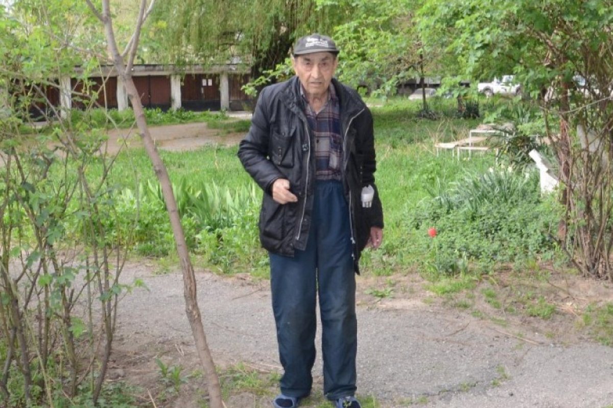 Откриха дарителска сметка за дядо Велко, върнал 80 лева на банката
