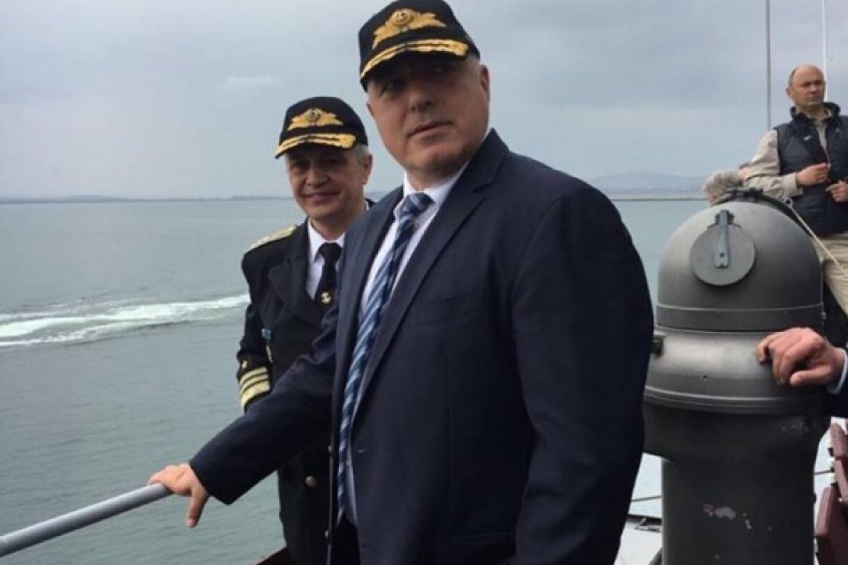 Борисов провери границата по море (СНИМКИ)