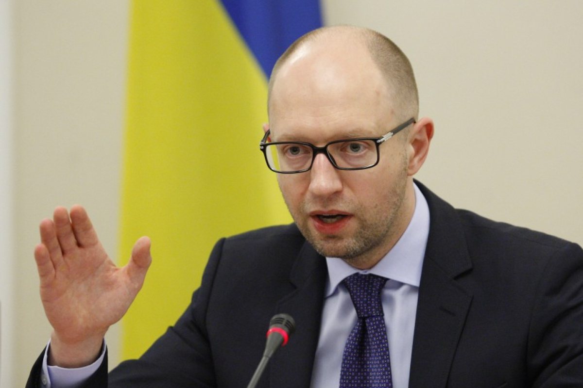 Премиерът на Украйна подаде оставка