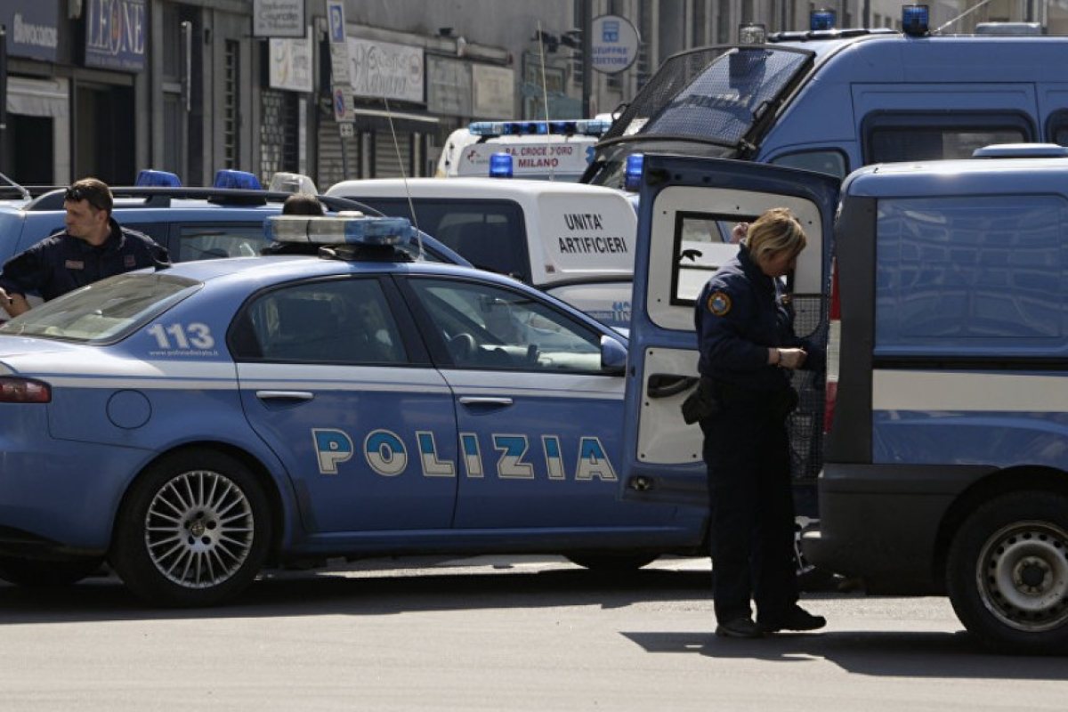 Евакуираха метростанция в Милано заради съмнителен пакет
