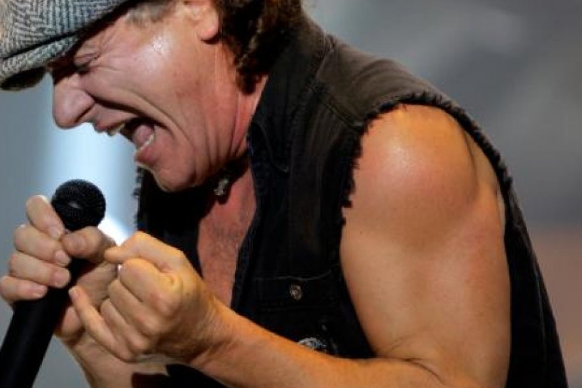 Създадоха устройство, което може да спаси слуха на вокалиста на AC/DC