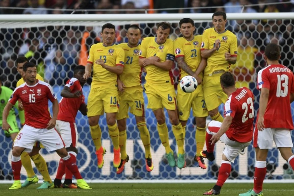 Швейцария оцеля срещу коравите румънци 
