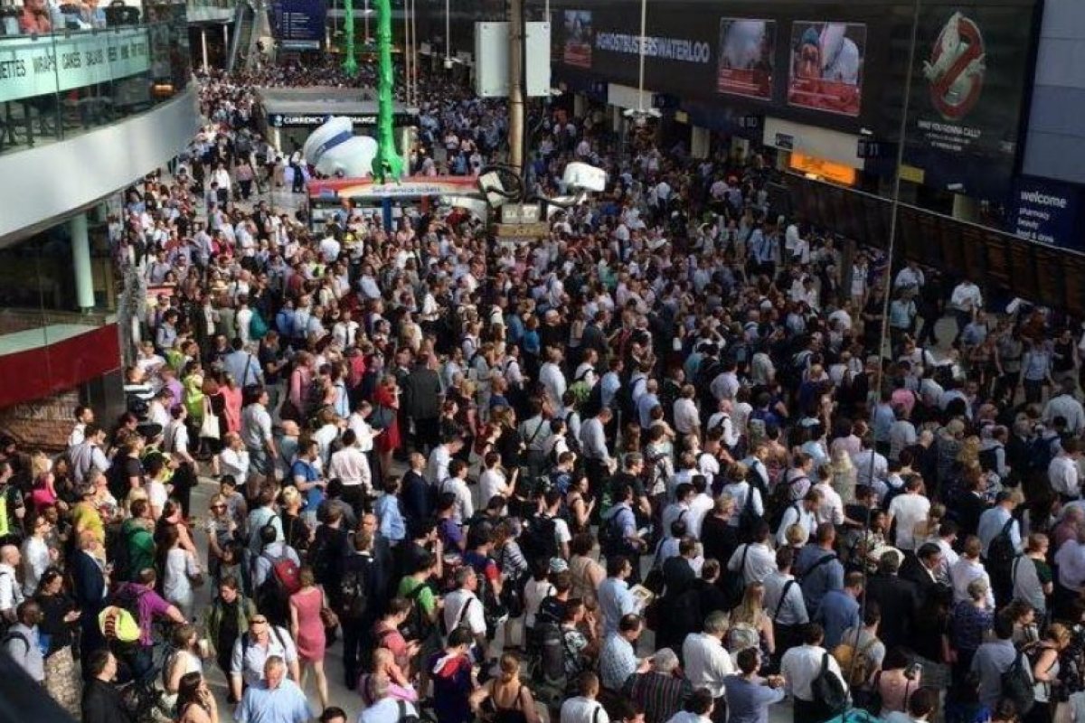 Транспортен ад в Лондон заради жегата