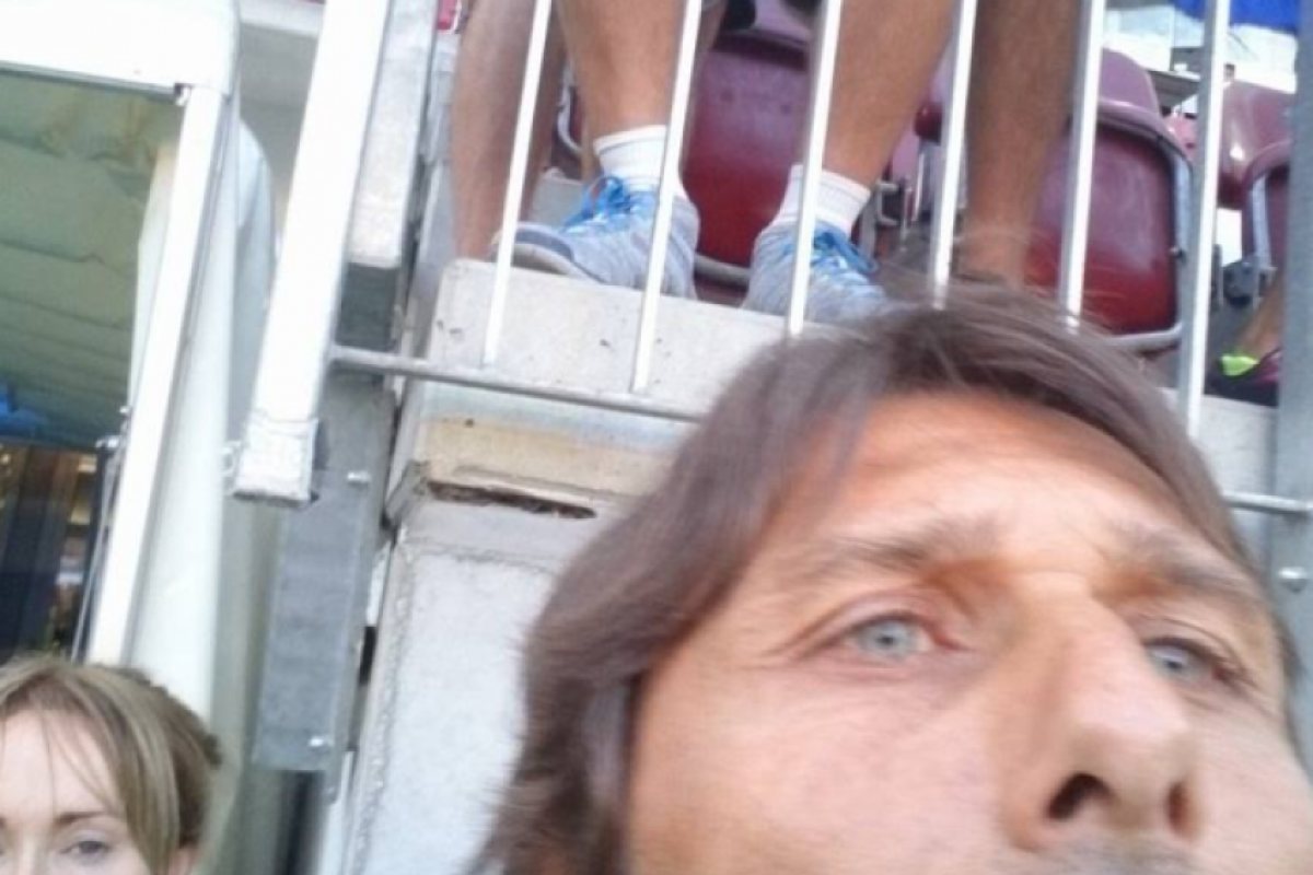 Антонио Конте е ужасен със селфитата