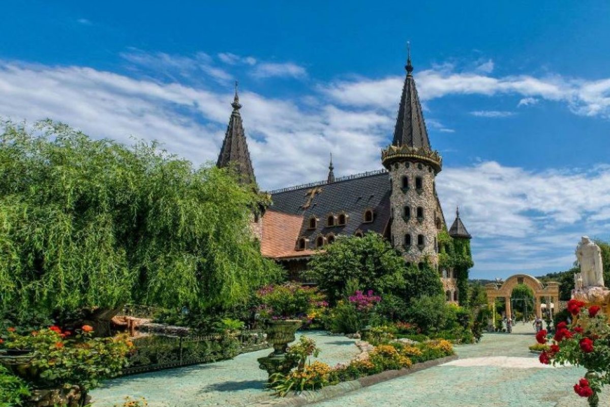 Българска забележителност е сред най-красивите в Европа (СНИМКИ)