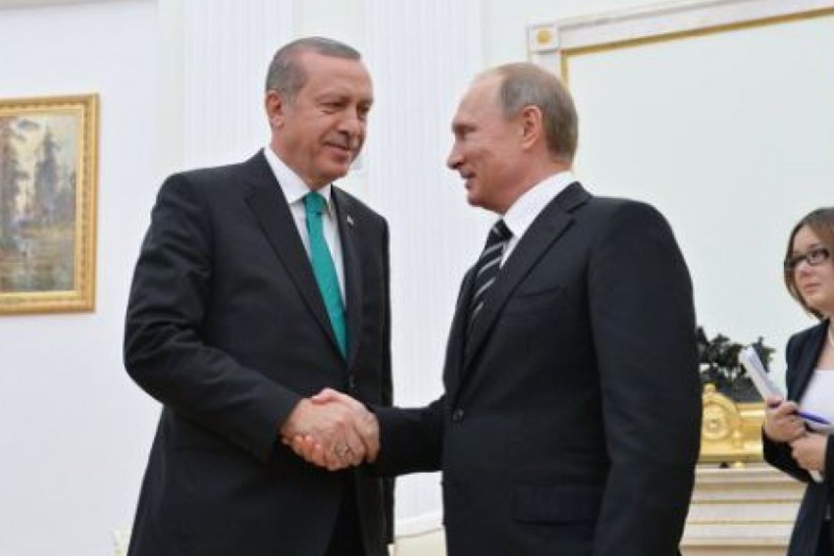 Срещата между Путин и Ердоган започна с ръкостискане