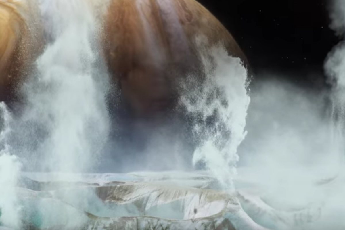 NASA засне водни гейзери на спътник на Юпитер (ВИДЕО)