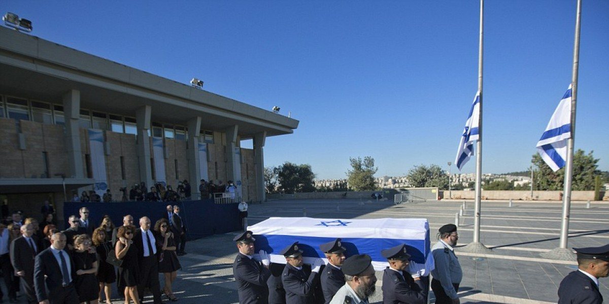 80 хиляди полицаи охраняват погребението на Шимон Перес