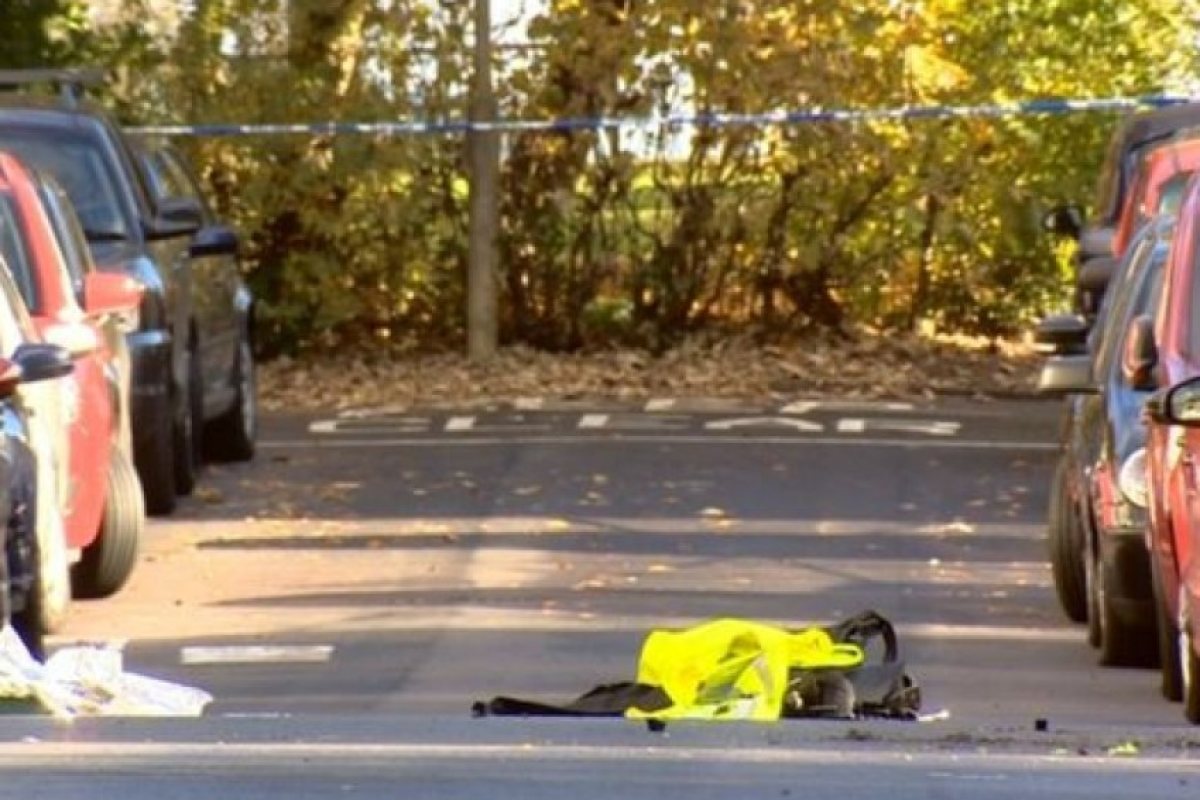 Опит за убийство на двама полицаи с кола