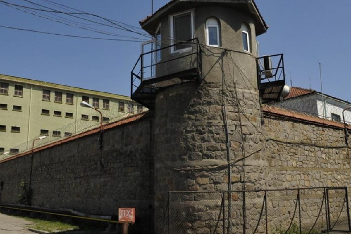 Дървеници нахапаха обвиняем за каналджийство в Бургаския затвор