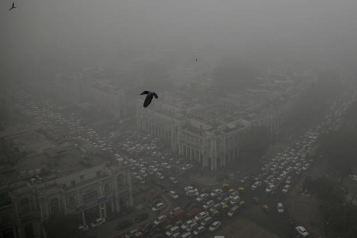 Невиждан смог обви Ню Делхи