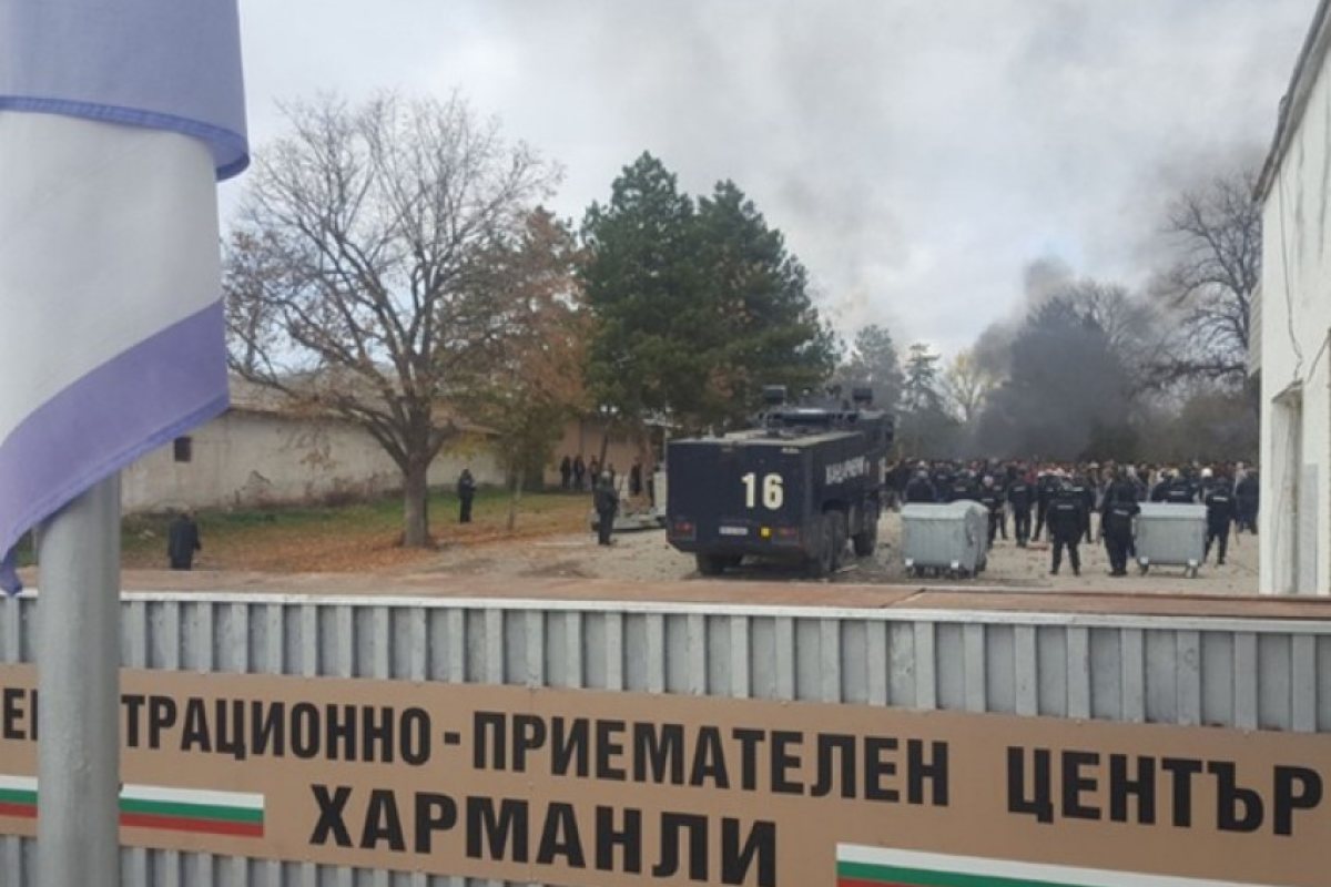 Бежанците от центъра в Харманли се вдигнаха на бунт