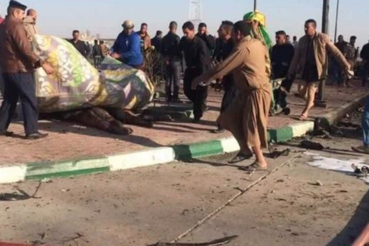 Бомба уби близо 70 души в Ирак
