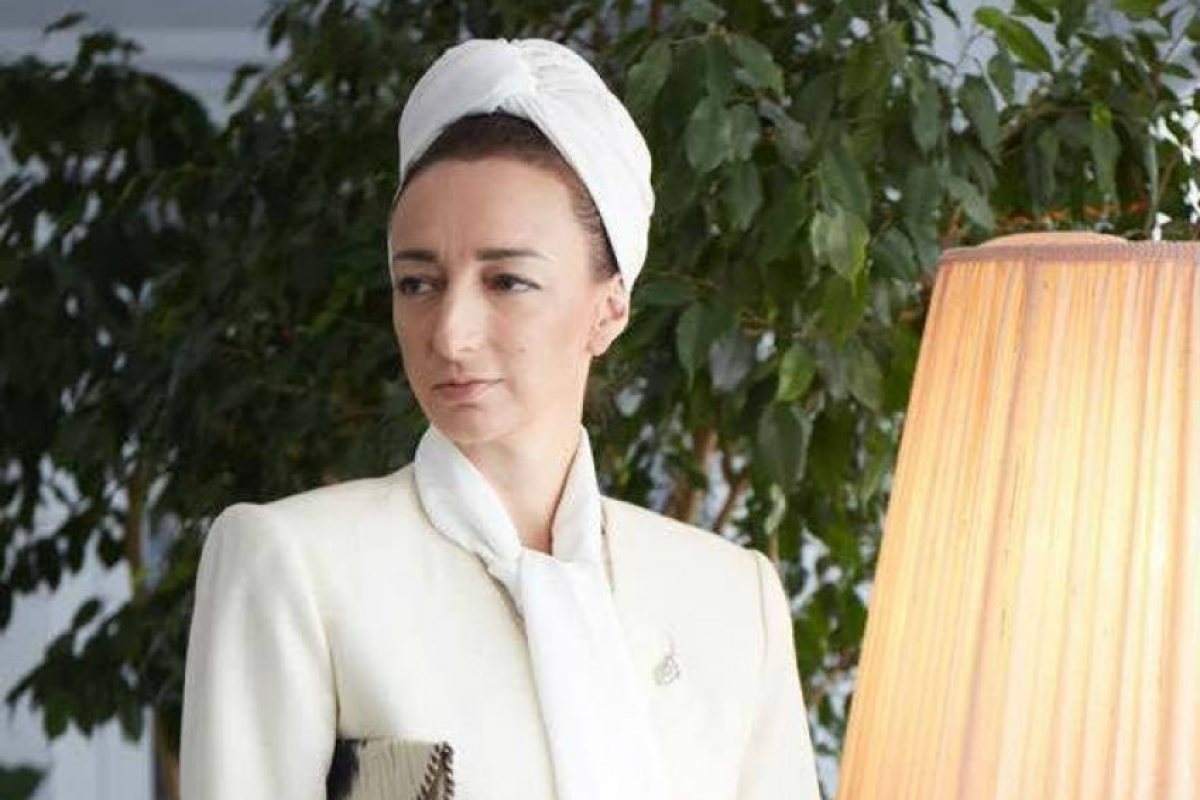 Деси Тенекеджиева снима филма за Людмила Живкова