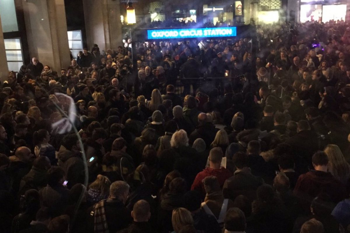 Ад в метрото!